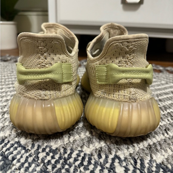 YEEZEY ADIDAS BOOST 350 V2 - Picture 6 of 11